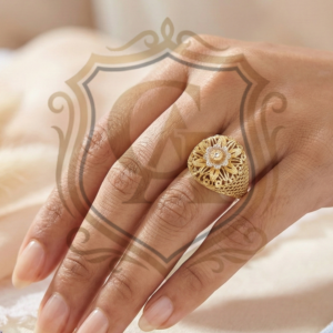 Majestic Bloom Filigree Gold Ring
